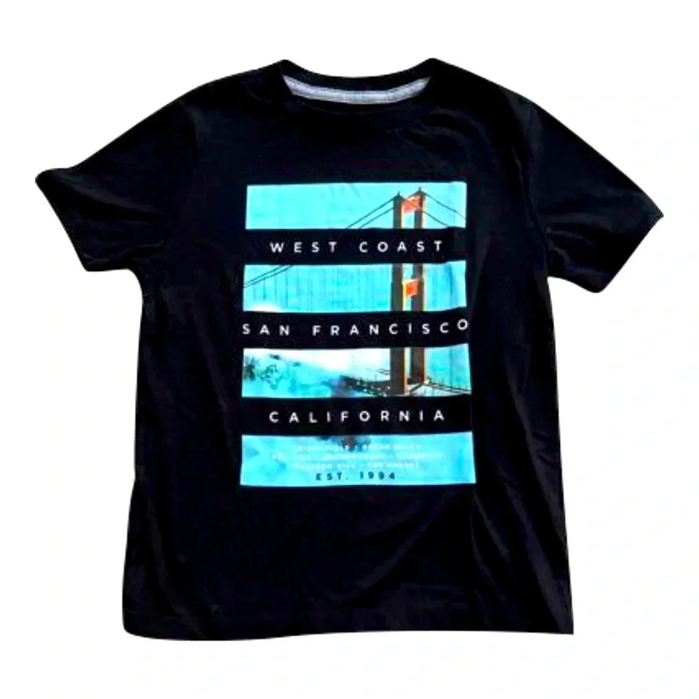 Graphic tee like new